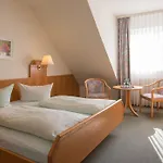 Ruser's Hotel 3*